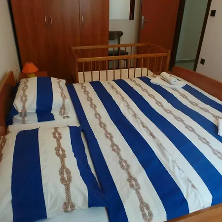 With Parking Space - 22715 Apartman