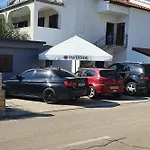 With Parking Space - 22715 Lejlighed Poreč