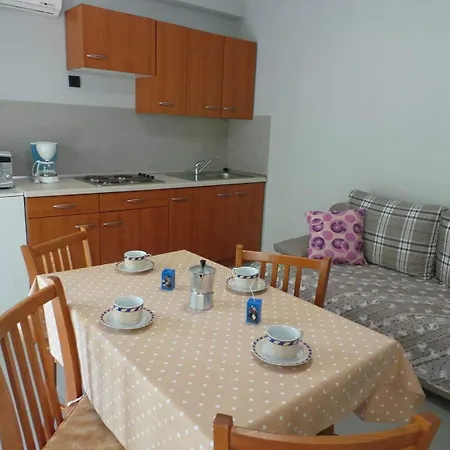 With A Parking Space - 22715 Apartment *
