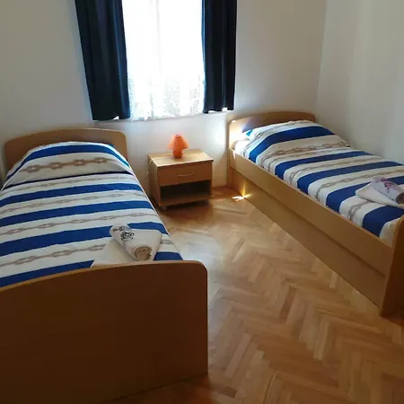 Appartamento With Parking Space - 22715