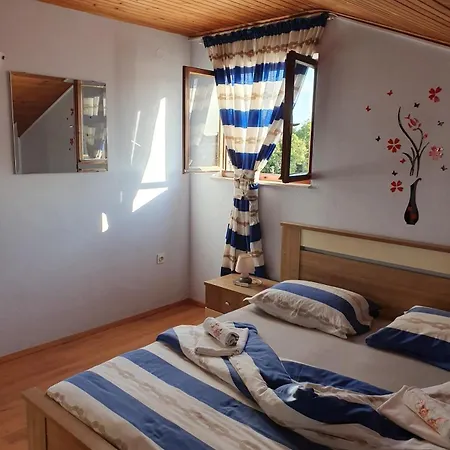 With A Parking Space - 22715 Apartman