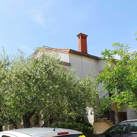 Apartment With Parking Space - 22715 Porec